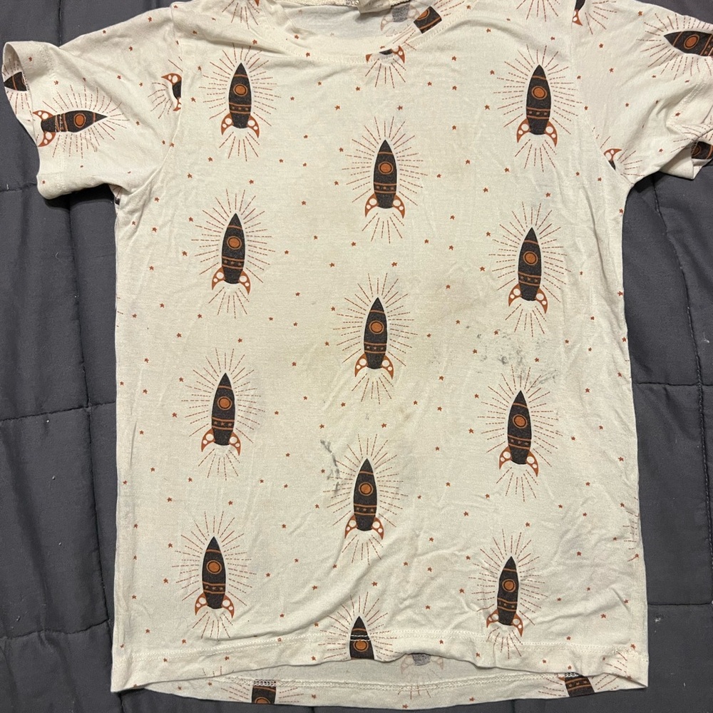 Kate Quinn Cream Rocket Print Kids Tee